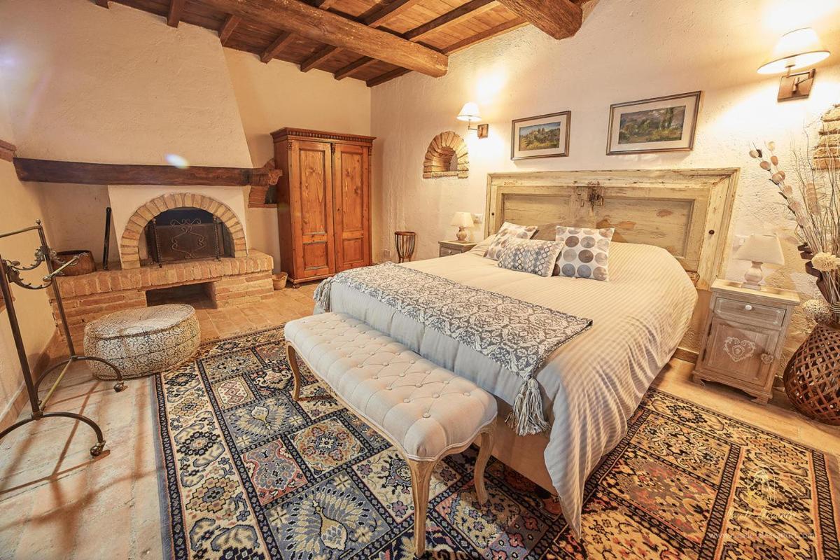 Casale Alessandri Massa Martana Exteriér fotografie